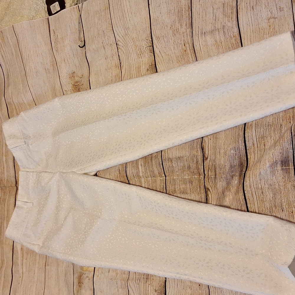 Ann Taylor pant white Size 2